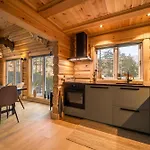 Moose 6p With Sauna Water View Vraliosen